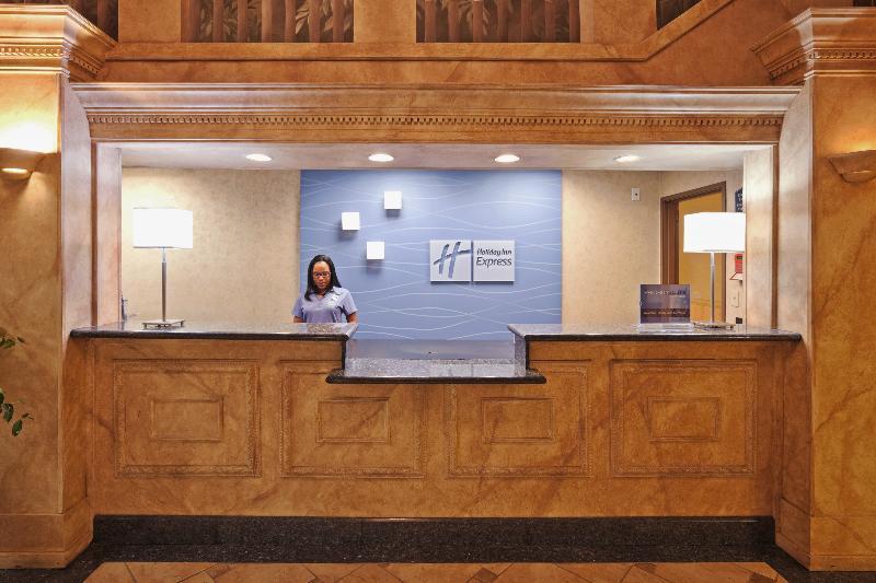 Holiday Inn Express Hotel And Suites Jenks By Ihg Exterior foto